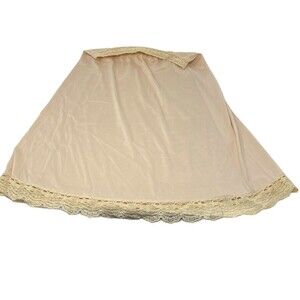 VINTAGE SLIP SKIRT LINGERIE LOTS OF LACE SILKY BLUE‎ by OLGA sz M